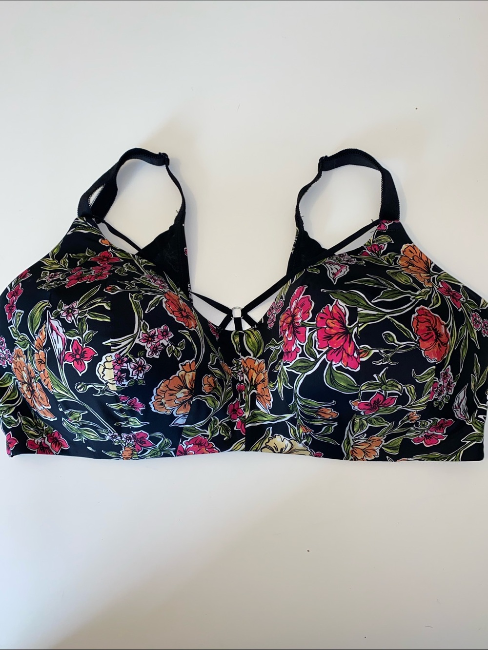 Torrid Bra Size 40DD Dream Wire Free Lightly Lined Black Floral Garden Wireless